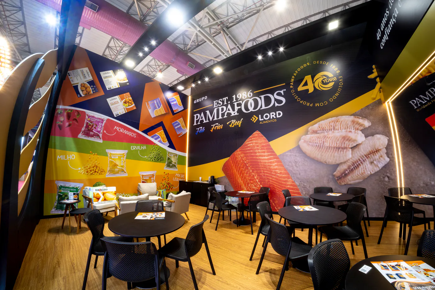 Equipe PampaFoods em feira do setor